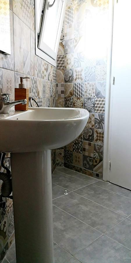 Appartamento Cozy Getaway In Nicosia Esterno foto