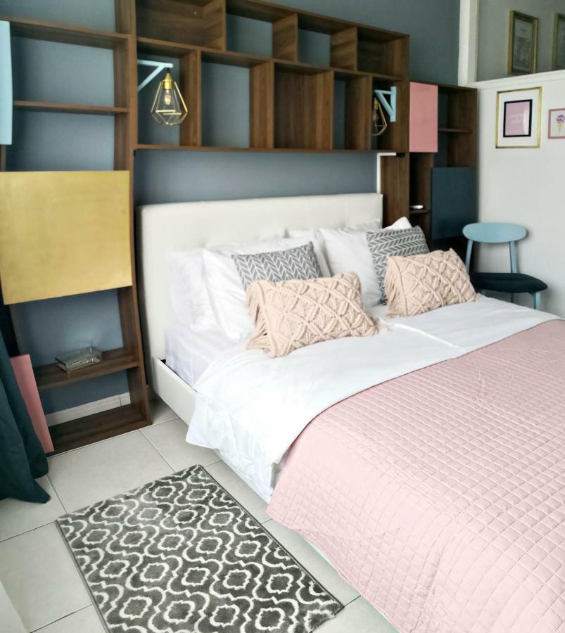 Appartamento Cozy Getaway In Nicosia Esterno foto
